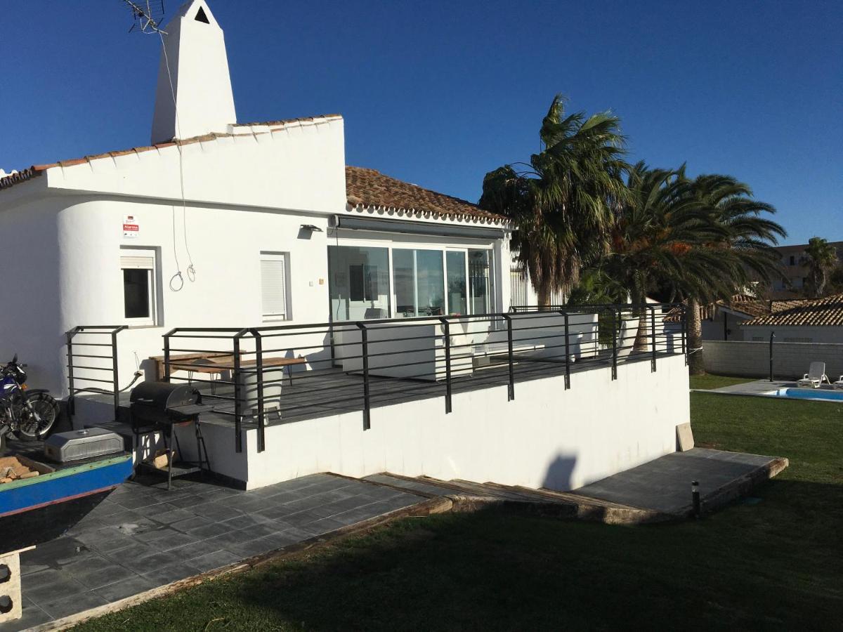 Torreguadiaro Villa - 2 Mins Walk From The Bars And Restaurants San Roque  Exterior photo