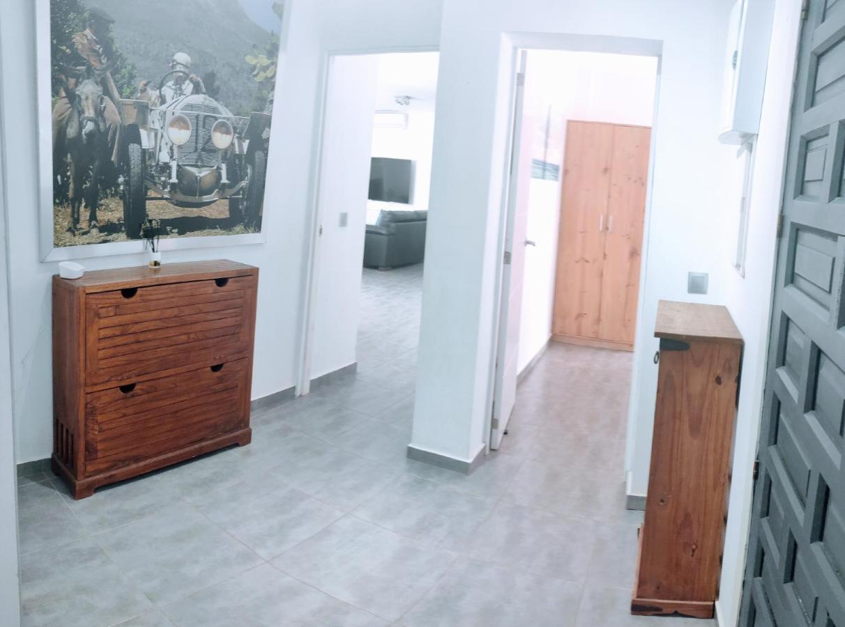 Torreguadiaro Villa - 2 Mins Walk From The Bars And Restaurants San Roque  Exterior photo