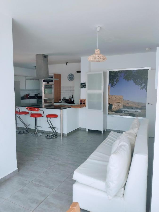 Torreguadiaro Villa - 2 Mins Walk From The Bars And Restaurants San Roque  Exterior photo