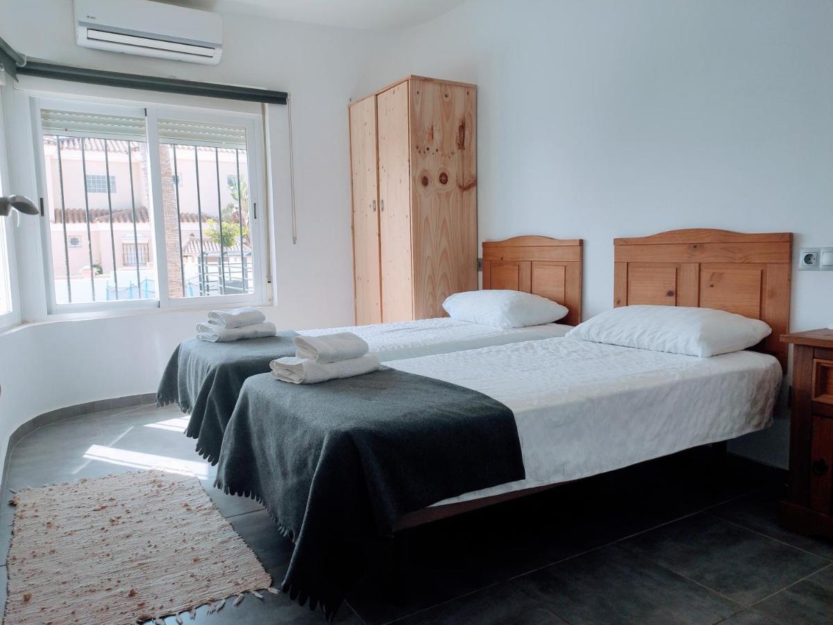 Torreguadiaro Villa - 2 Mins Walk From The Bars And Restaurants San Roque  Exterior photo