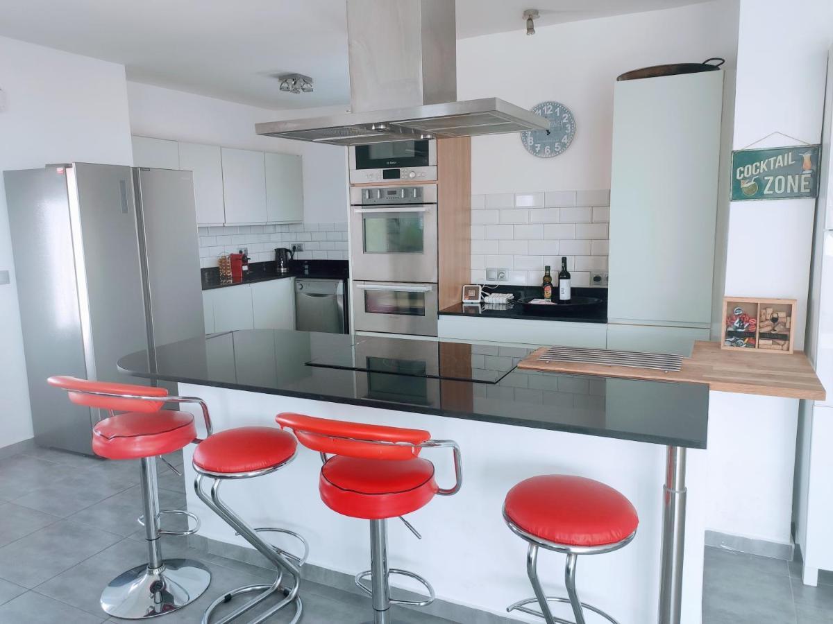 Torreguadiaro Villa - 2 Mins Walk From The Bars And Restaurants San Roque  Exterior photo