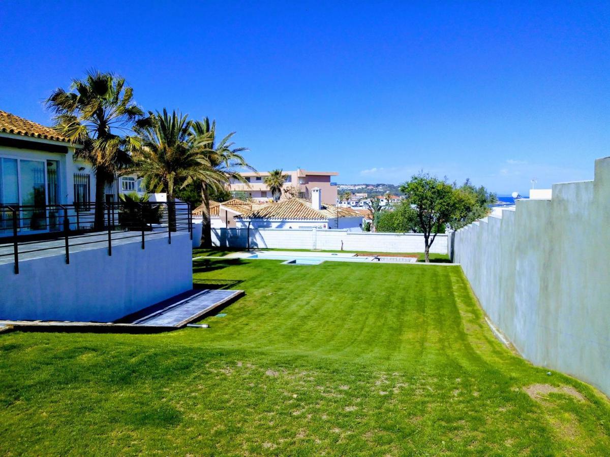 Torreguadiaro Villa - 2 Mins Walk From The Bars And Restaurants San Roque  Exterior photo